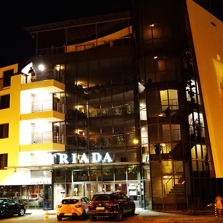 Ξενοδοχείο Triada 4*