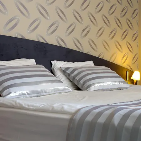 Triada Hotel Sofia