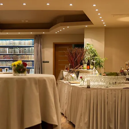 Triada Hotel Sofia