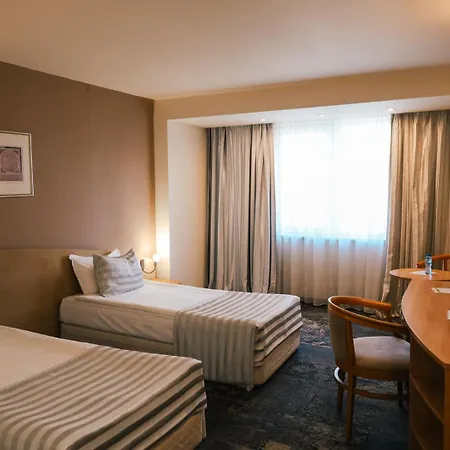 Triada Отель 4*