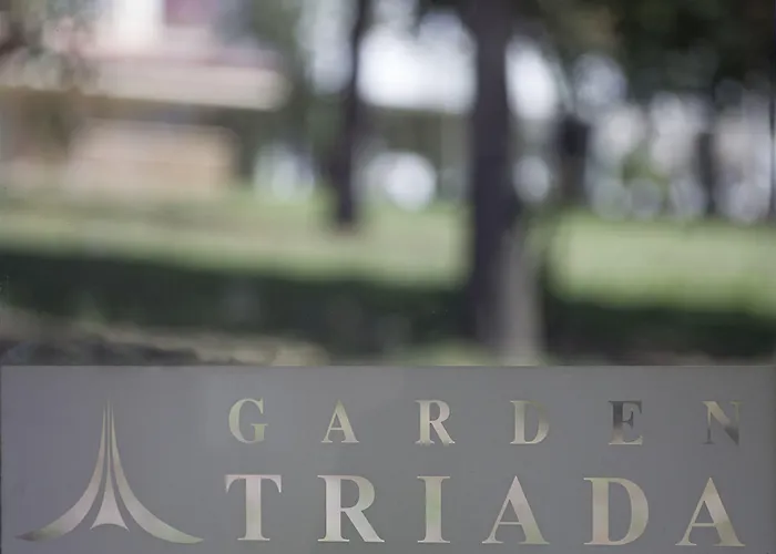 Ξενοδοχείο Triada