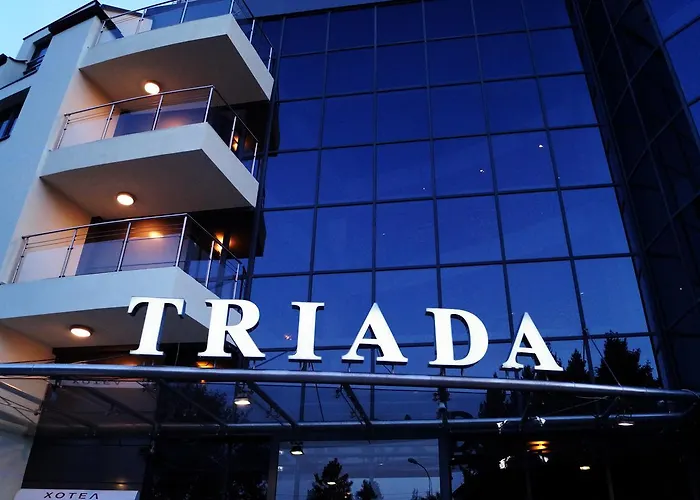 Triada Hotell