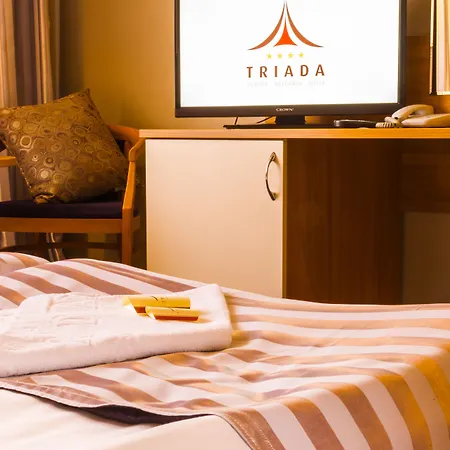 триада 4*