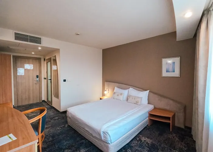 Triada Hotel Sofia